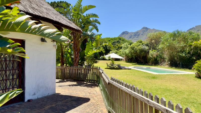 9 Bedroom Property for Sale in Hout Bay Western Cape